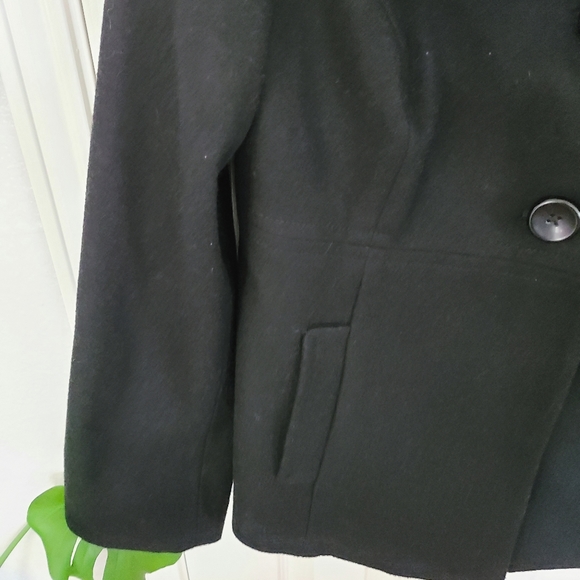 ⭐️Old Navy⭐️Classic Black Ruffled Wool Pea Coat Size Medium - Picture 7 of 9